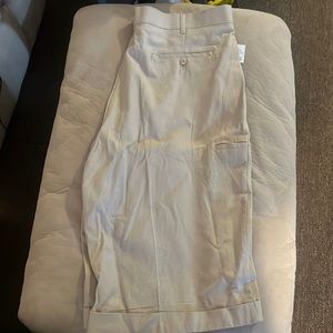 Khaki Linen shorts! Cream, size 38